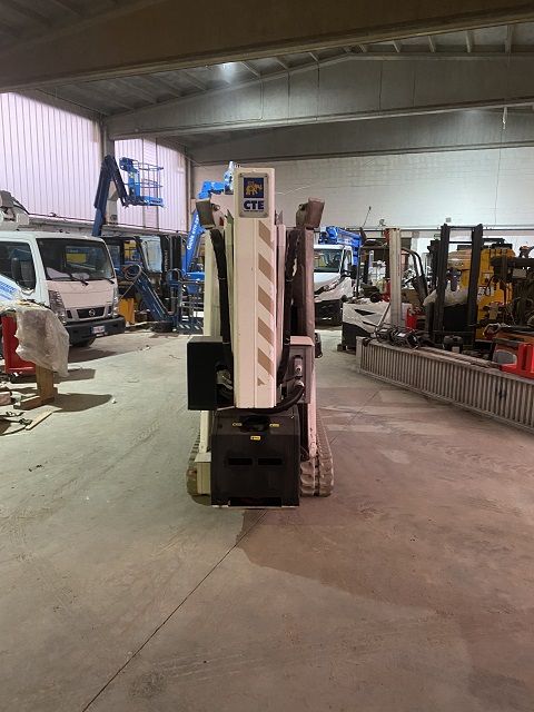 Piattaforma cingolata diesel, altezza lavoro 17m